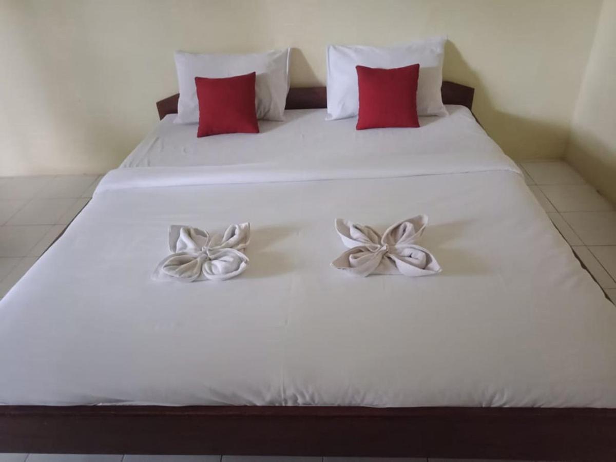 Long Beach Hotel 庞岸达兰 外观 照片